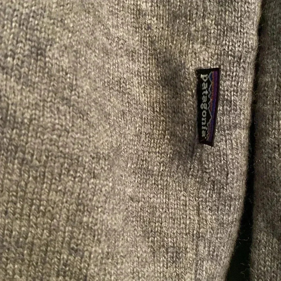 Patagonia men’s sweater - quarter zip - gray - lambswool blend - large - Picture 4 of 5